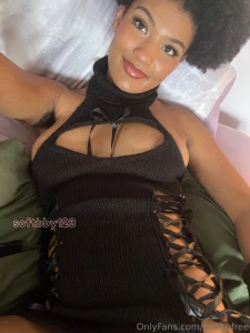 Hii and welcome to my free onlyfans i only chat on my main page