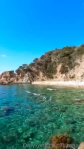 Quieres verme posando en la naturaleza suscr bete a mi p gina onlyfans