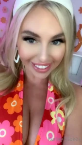 karleystokes - Grooviest live show is tonight at 6 pm est travel back in time with me 