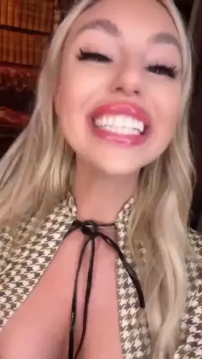 Live show starts soon 