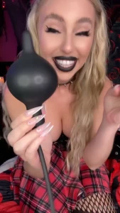 karleystokes - New buttplug watch me use it 