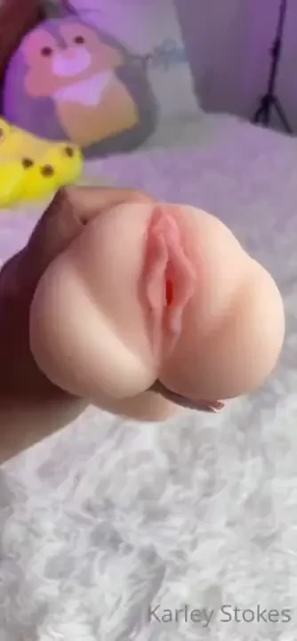 First fan to tip 200 gets my award winning pussy clone shipped 