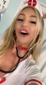 karleystokes - Live show starts now click my profile picture see u there 