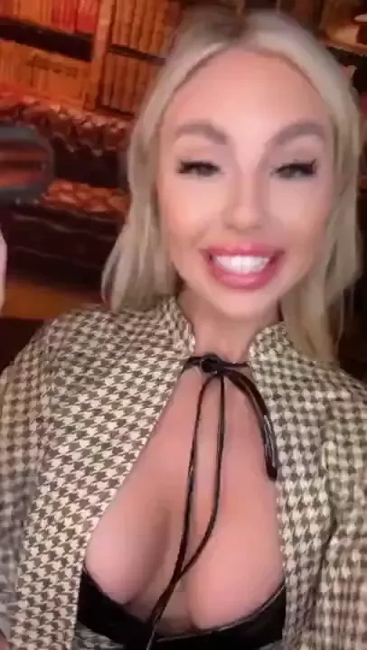 Live show starts tonight at 8 pm 