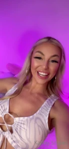 karleystokes - Just got off live did you watch 