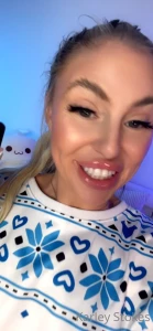 karleystokes - If you don t show me ur dick i m gonna cry 