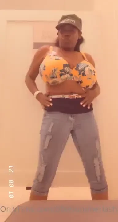 Good morning okay now i have got to find me some panties for this bra 