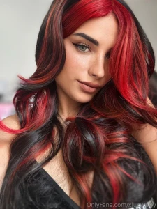 I feel playful i need a little attention