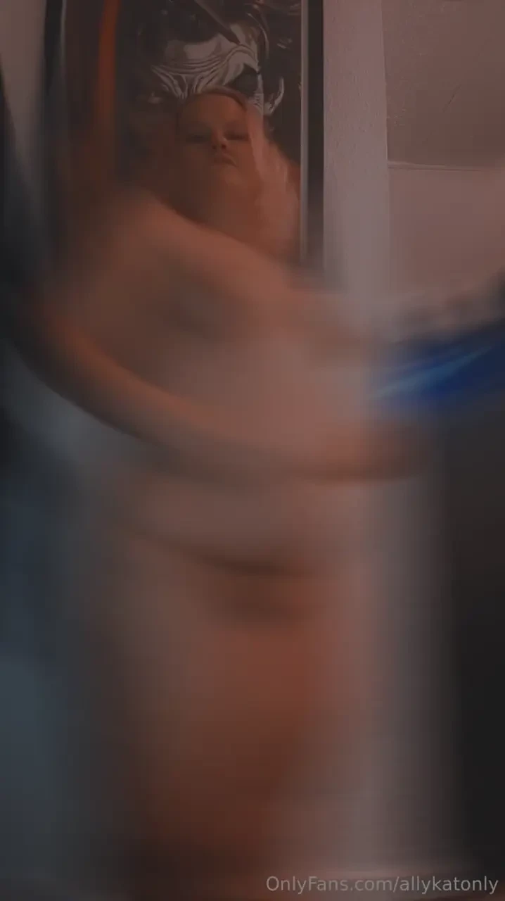 Midnight snack anyone some belly and booty play watch me smack and 