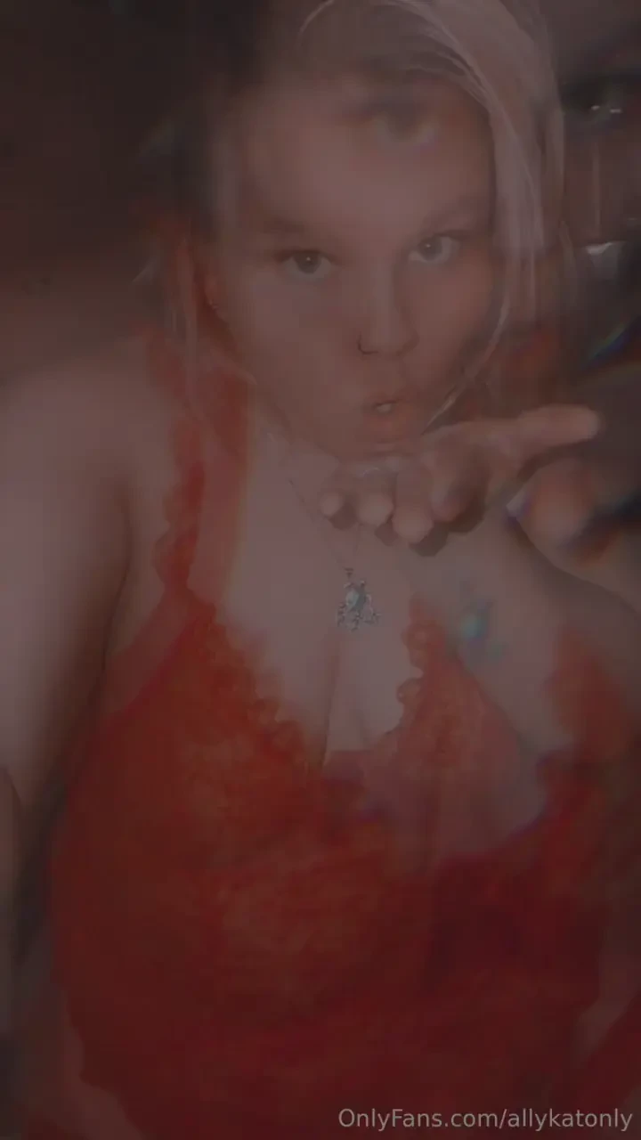 Happy tuesday part 925 