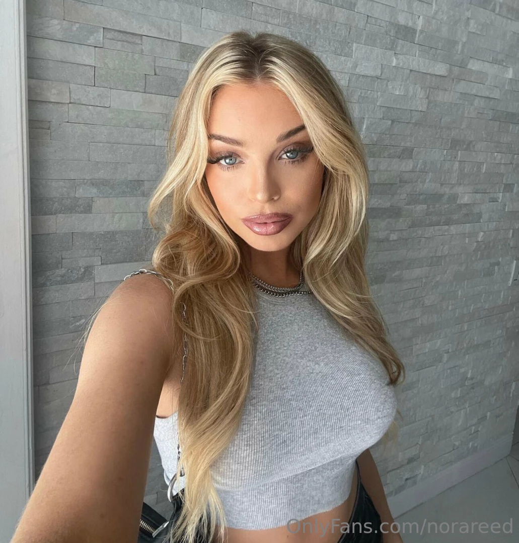 Blondes do it better part 1 