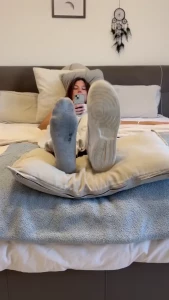 Feet ignore video today hope your weekend was good