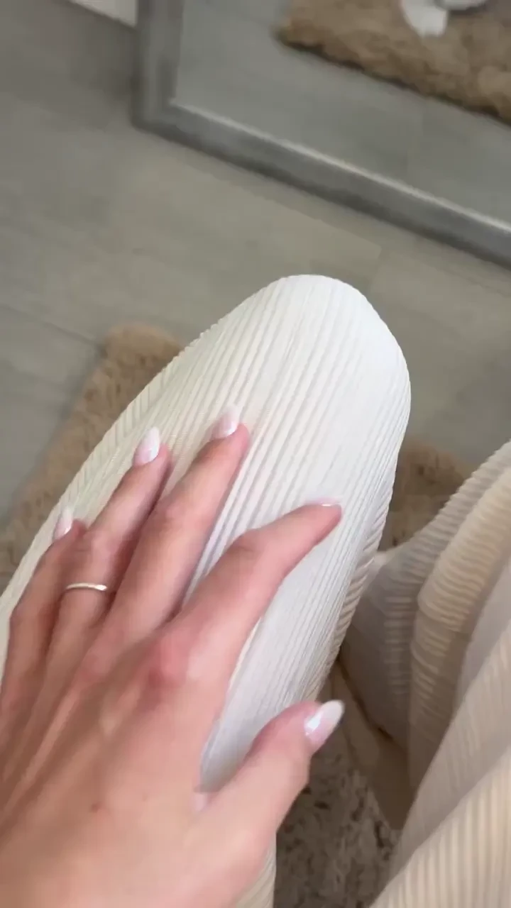 Little champagne shower today 