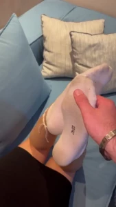 Hey guys just arrived in greece little tired cause i only sleep 1h