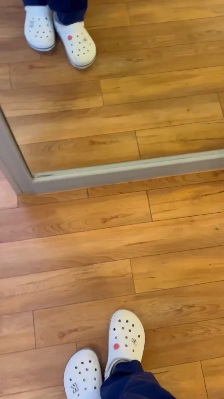 Greetings from my workingplace in doctors office should i be your 