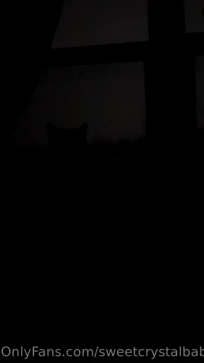 Hi my electricity went out and there s a hugeeee storm i can barely 