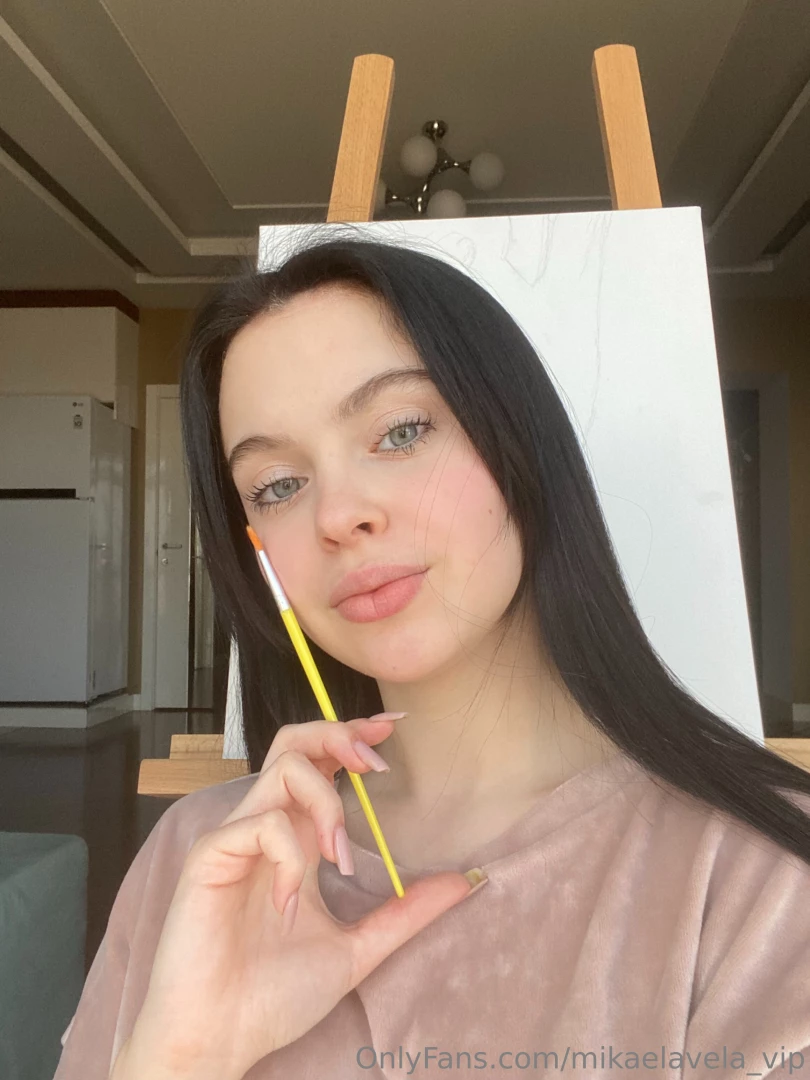 My hobby is drawing would you like me to draw you 