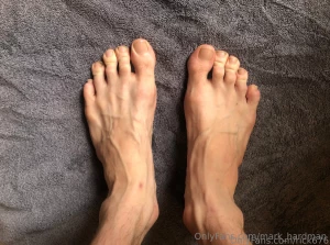 Rick676 adventurous 35 year old male 6 ft and 160 lbs with athletic