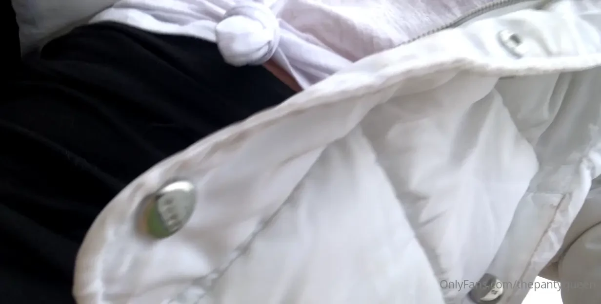 Oops was in such a hurry i forgot my bra lol who am i kidding i never 