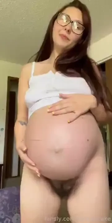Any takers pregnant breeding fetish bush hairy curvy thick mombod 