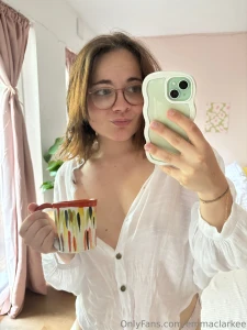 Pls give this cup a round of applause for saving me from a nip slip