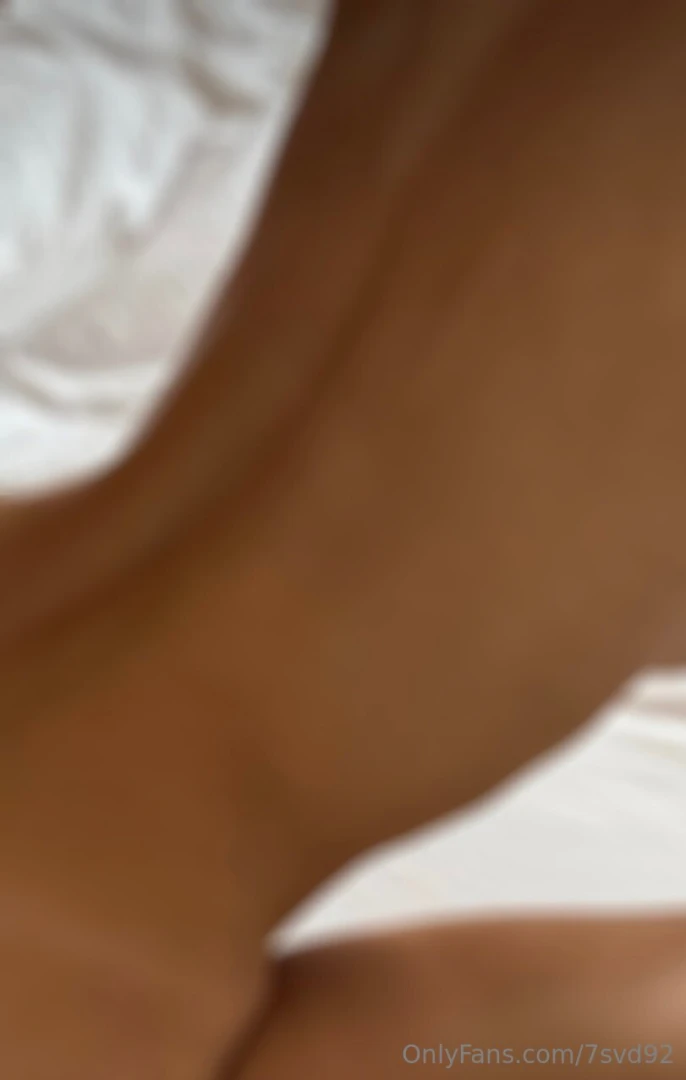 Hai visto la storia ti mando 3 video a un prezzo super solo se scrivi 