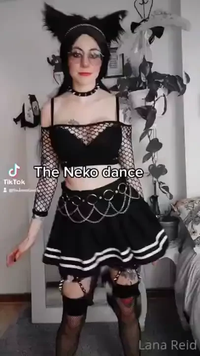 It would be so much better if my ass got filled with cum before 