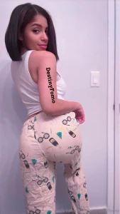 Start your morning off with me