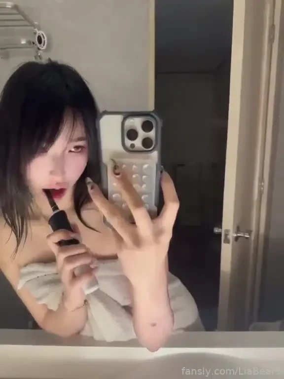 Clean mouth dirty thoughts 