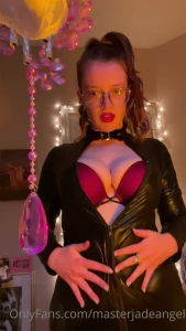 masterjadeangel - Teasing you in my shiny catsuit this is one of the sexiest songs ever part 1 