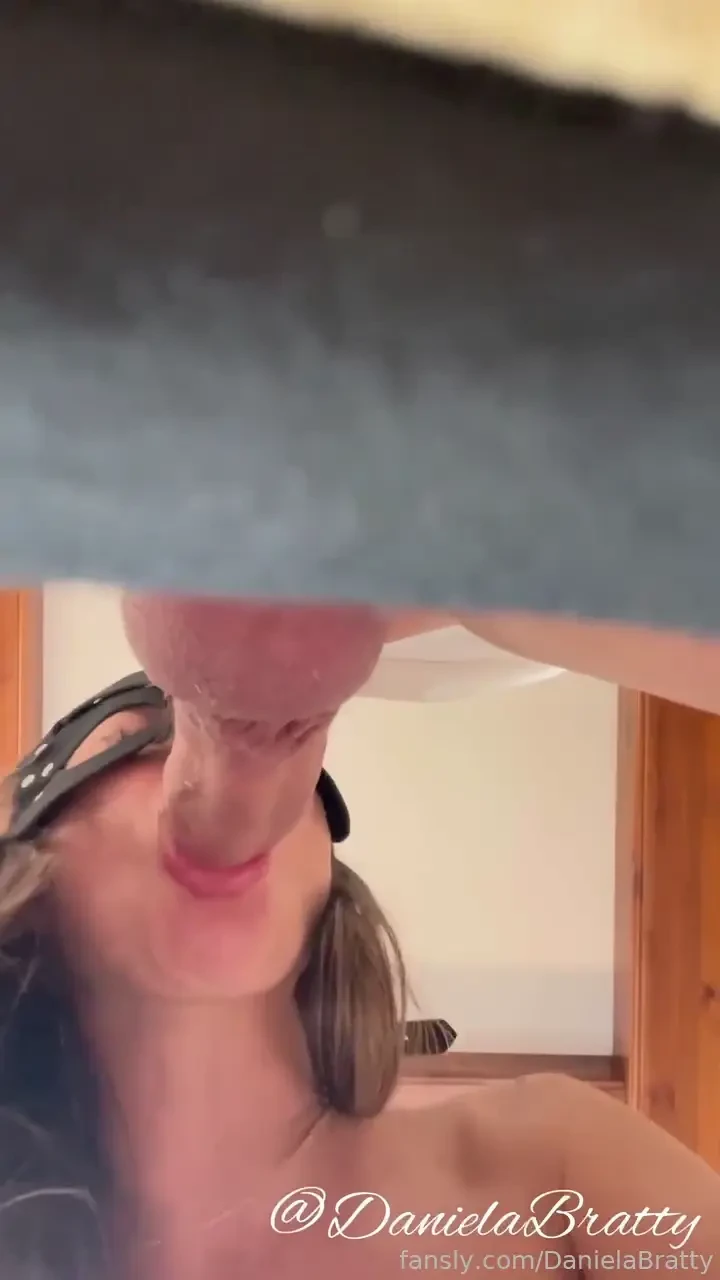 Do you like watching cum drip from my mouth danielabratty essparcogti 