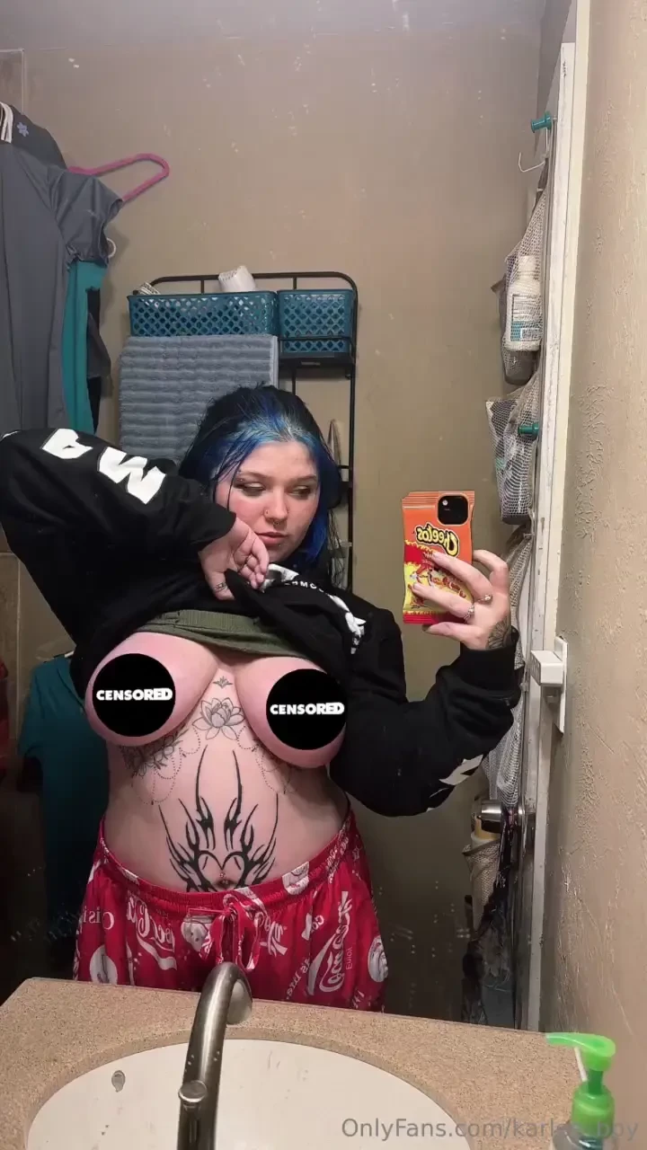 New sexy posts coming today be ready and feel free to dm me any videos 