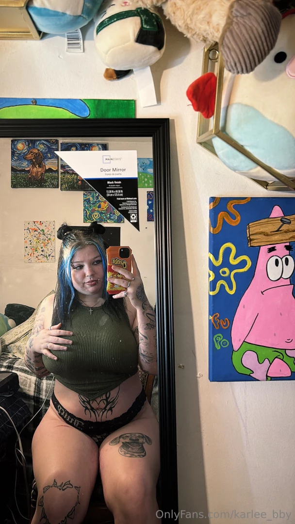 Hey babes should i post new content today 