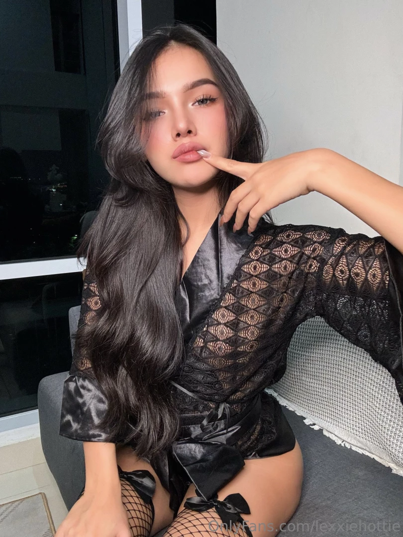 Feeling dizzy i think i need a kiss right here part 1 