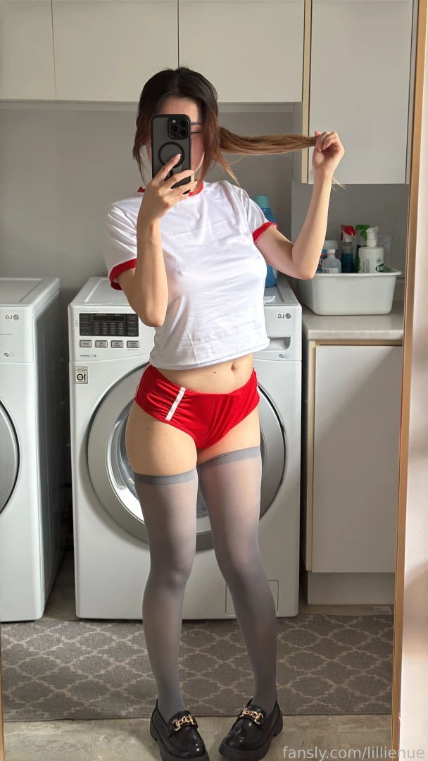 Should i take more mirror selfies like this 