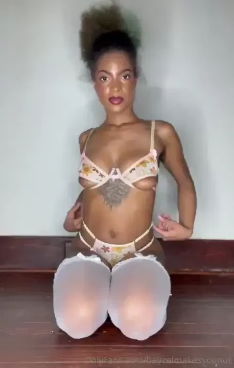 Flashsale vip 50 off https onlyfans com nutonhayzel 