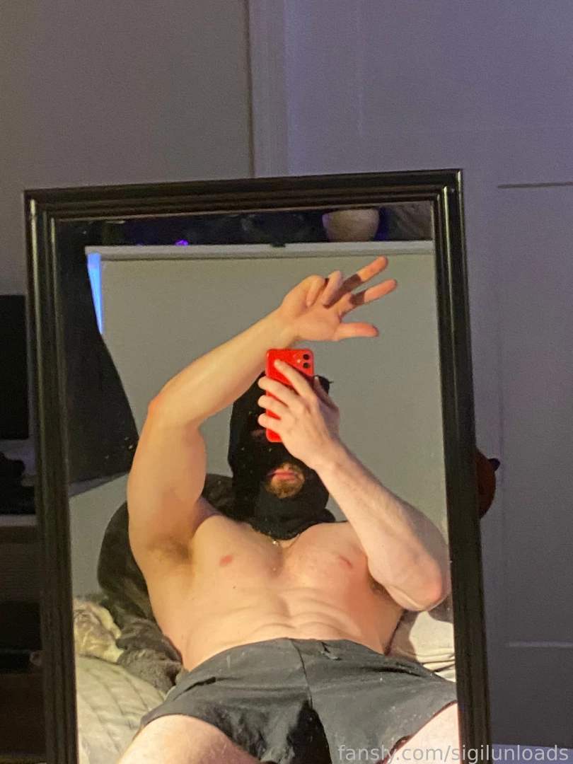 No one here to take my post workout load such a shame nude male muscle 