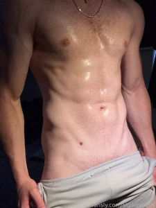 Just got back fr the gym help me do my cardio fyp bi gay pil sweat part 9