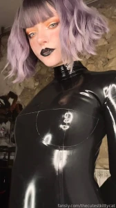 Lots of latex and oral focused content coming to my fansly this