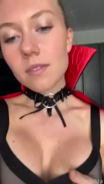 Happy halloween glad you liked my even more minimalistic vampire 