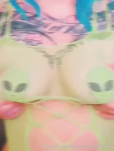 Aliens exist tits bigboobs tittyplay natural naturalboobs bigtits