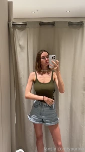 Bigboobs glasses nerdy goofy nextdoor jugs fyp fittingroom