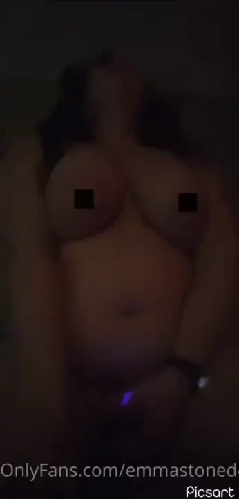 Emmastoned420 has the full uncensored vid posted on the main page 