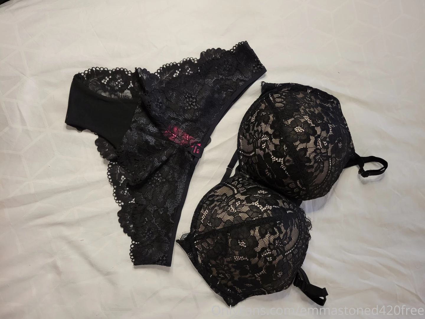 Emmastoned420 i went shoppinggg which ones your fav 