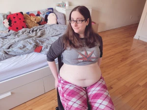 Tummy out the next batches of pics will have my dick out too 3 part 27