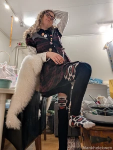 My outfit today and well i just really needed a little release awkward part 2