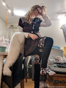 My outfit today and well i just really needed a little release awkward part 1