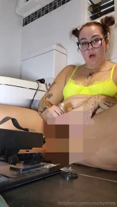 67 fluro fucking machine squirt new position premium lighting and view part 3