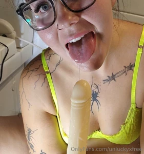 67 fluro fucking machine squirt new position premium lighting and view part 2