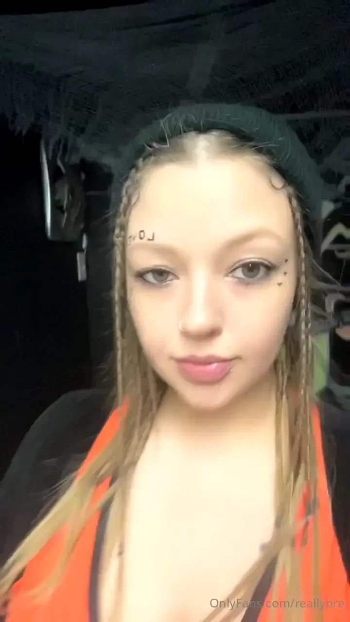 I was a inmate and a police officer for halloween 